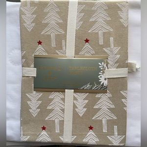 NEW tinsel & fir  Tablecloth.  60” Round